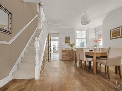 Living/Dining Room